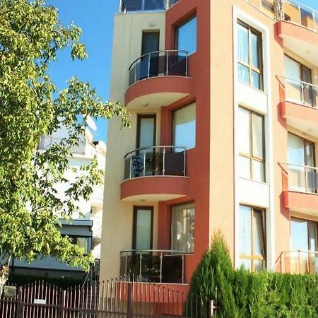 Fantasy Apartments Варна Екстериор снимка